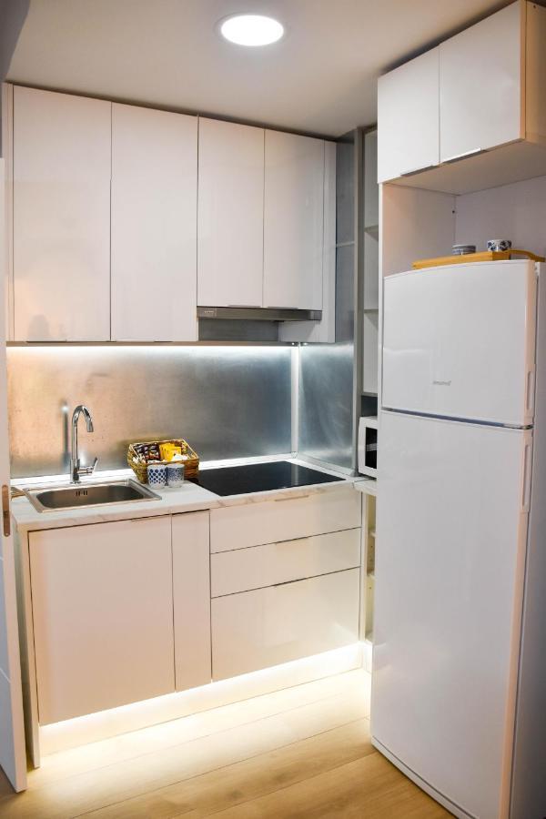 Holidays2Malaga Trinidad Renovated 1 Bedroom Penthouse Close To City Center Buitenkant foto
