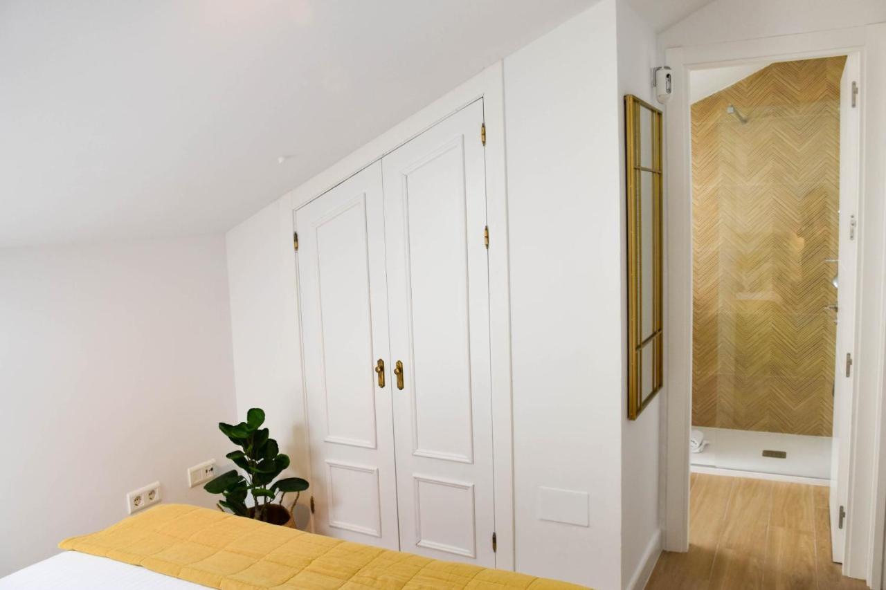 Holidays2Malaga Trinidad Renovated 1 Bedroom Penthouse Close To City Center Buitenkant foto