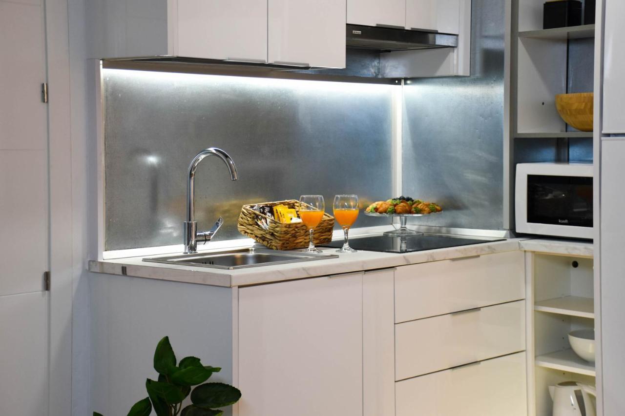 Holidays2Malaga Trinidad Renovated 1 Bedroom Penthouse Close To City Center Buitenkant foto